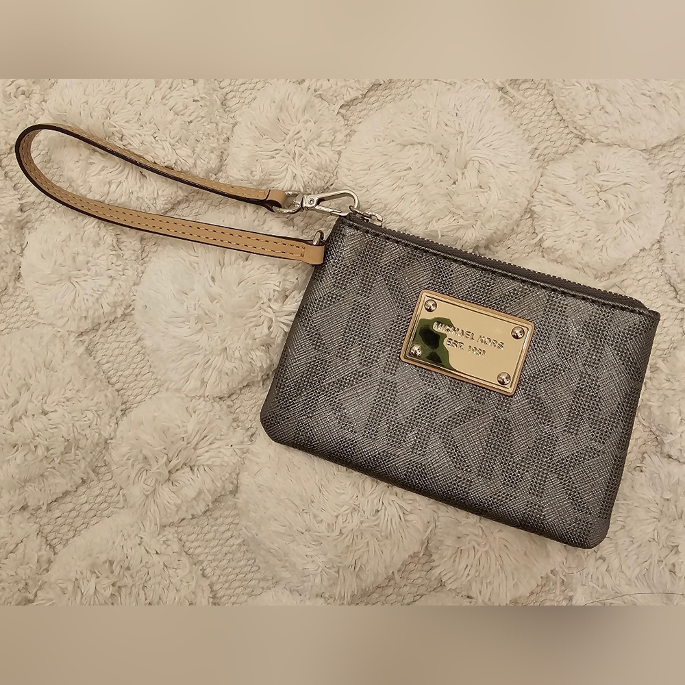 Michael Kors Gray Metallic Wristlet